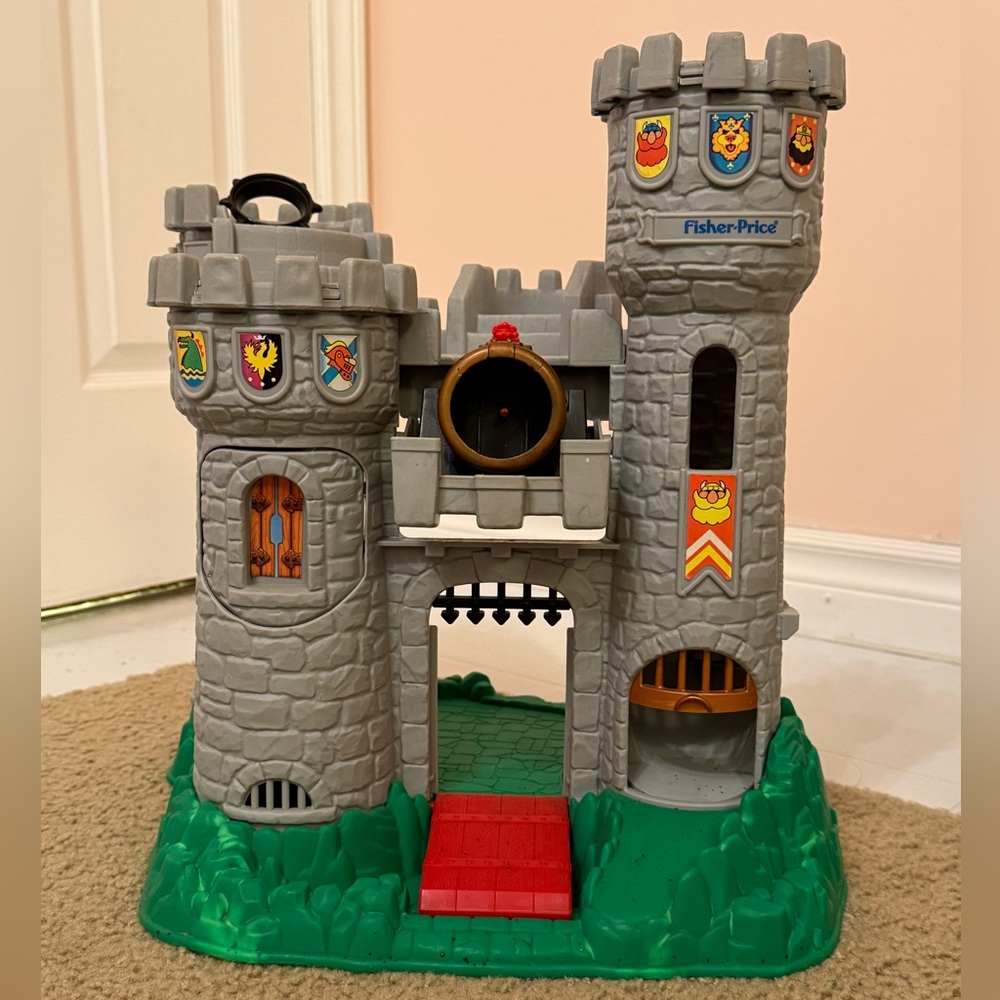 Vintage Fisher Price 1994 Great Adventures Castle Incomplete